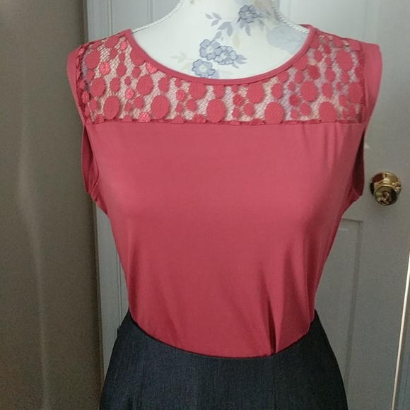 New York & Company Tops - New York & Co sleeveless dress top